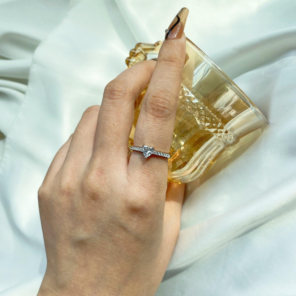 [Everoly JW]0.5 Carat CaratEternity Charming Heart Shape Lover Ring