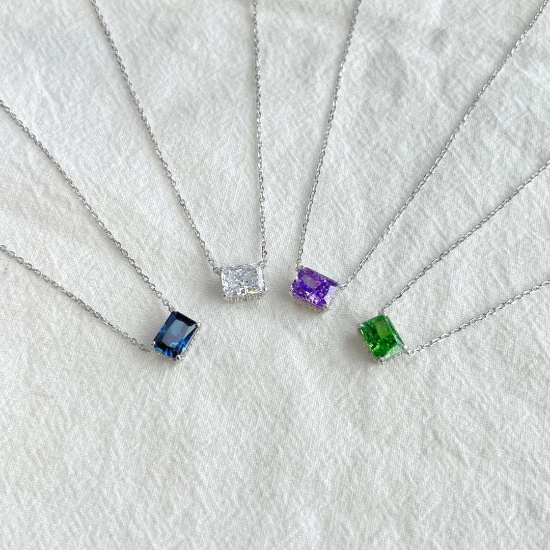 [Everoly JW]Luxurious Square Shape Colorful Necalack