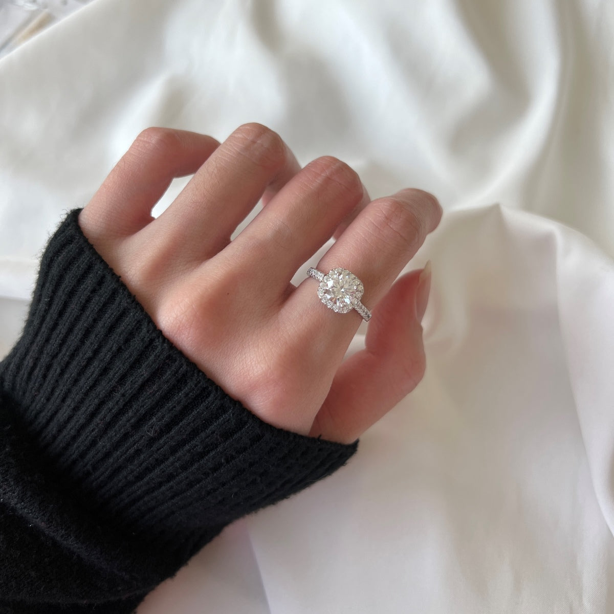 [Everoly JW]Dazzling Resplendent Round Cut Wedding Ring
