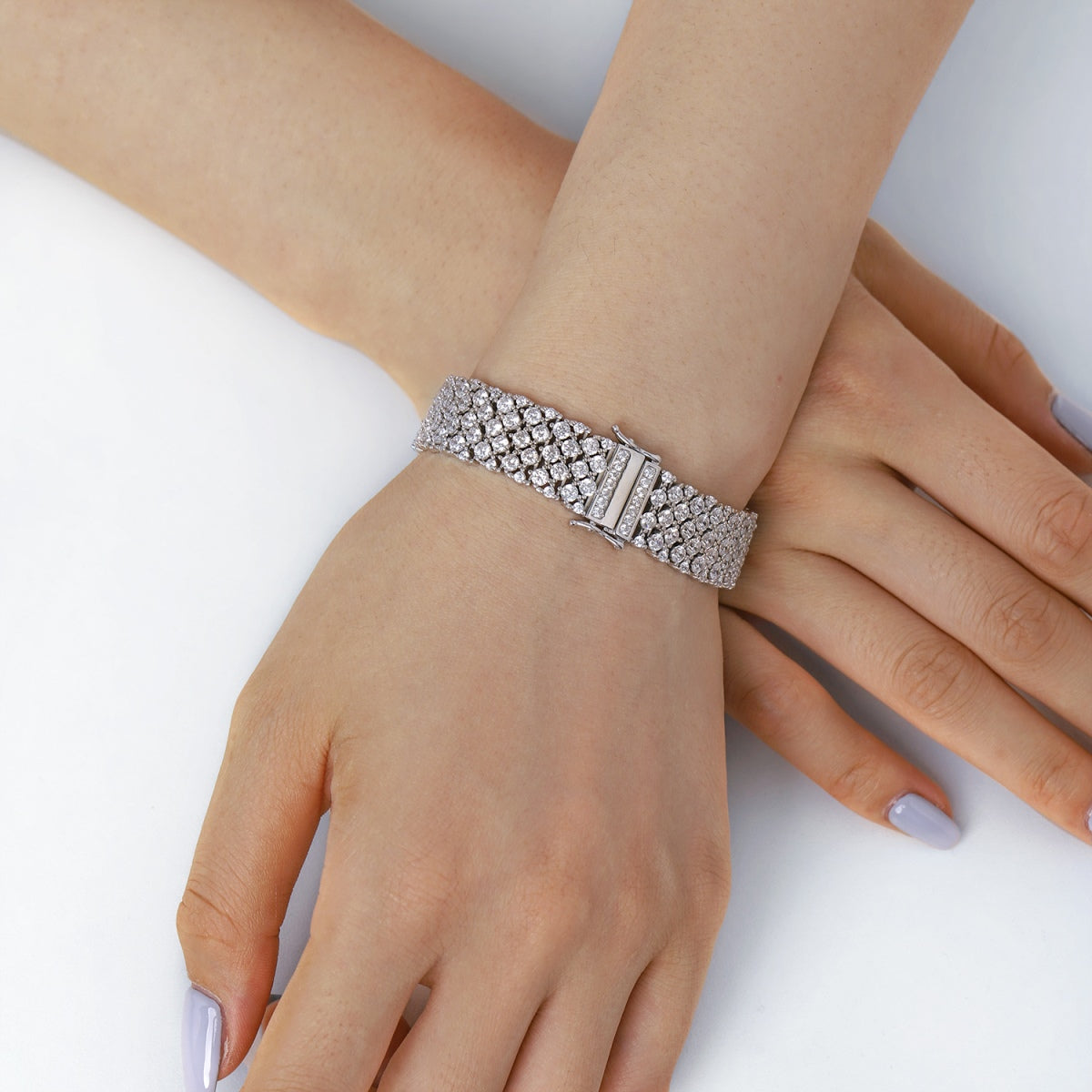 [Everoly JW]Ornate Elegant Round Cut Party Bracelet