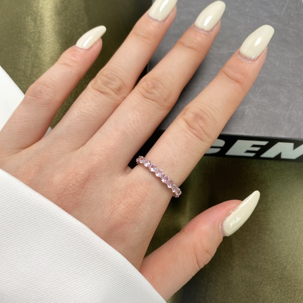[Everoly JW]Sparkling Round Cut Tennis Ring