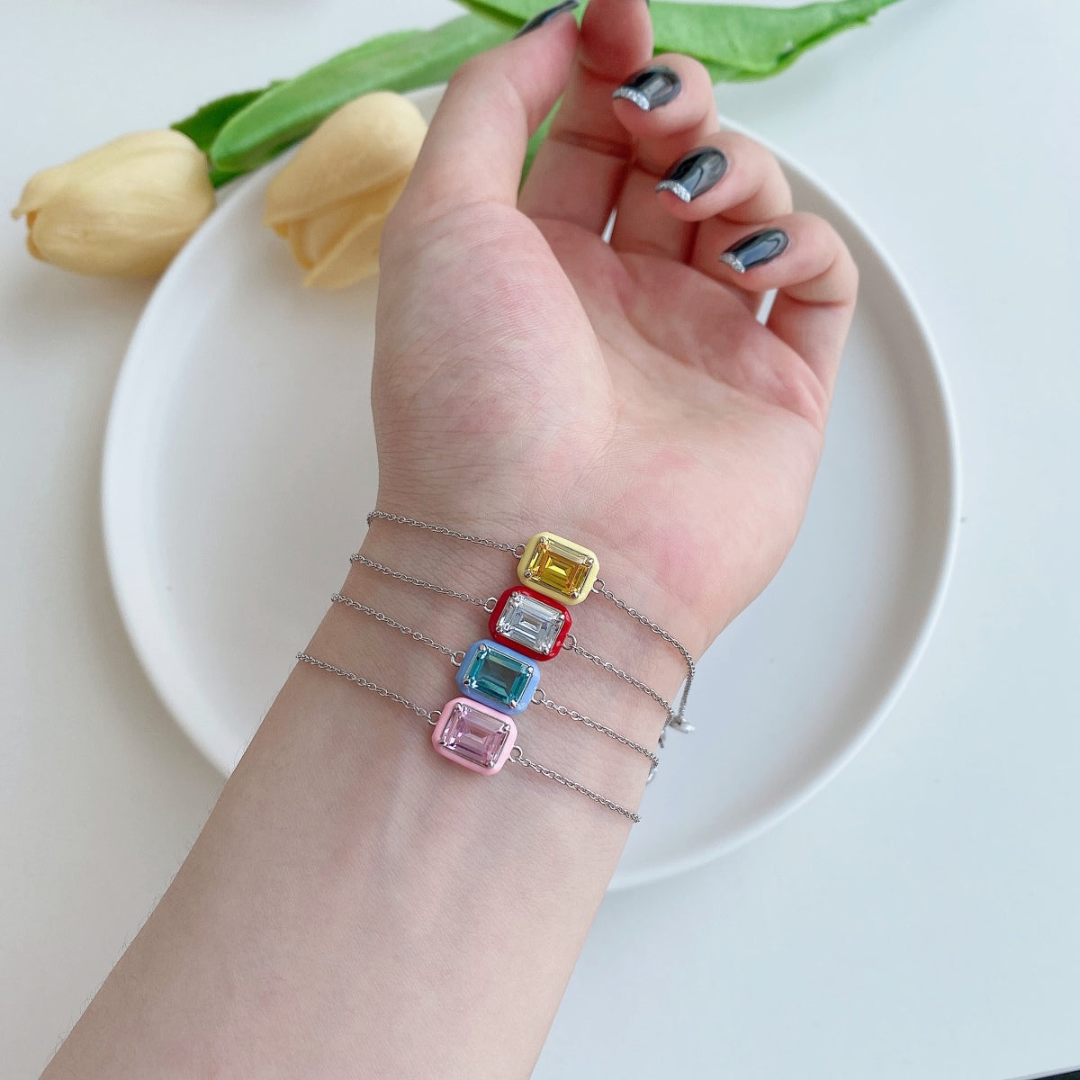 [Everoly JW]2.0 Carat Sparkling Colorful Emerald Cut Daily Bracelet
