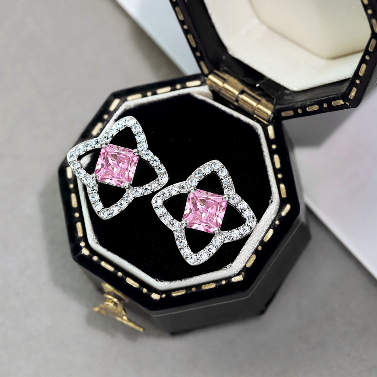[Everoly JW]Elegant Star Shape Princess Cut Daily Earrings