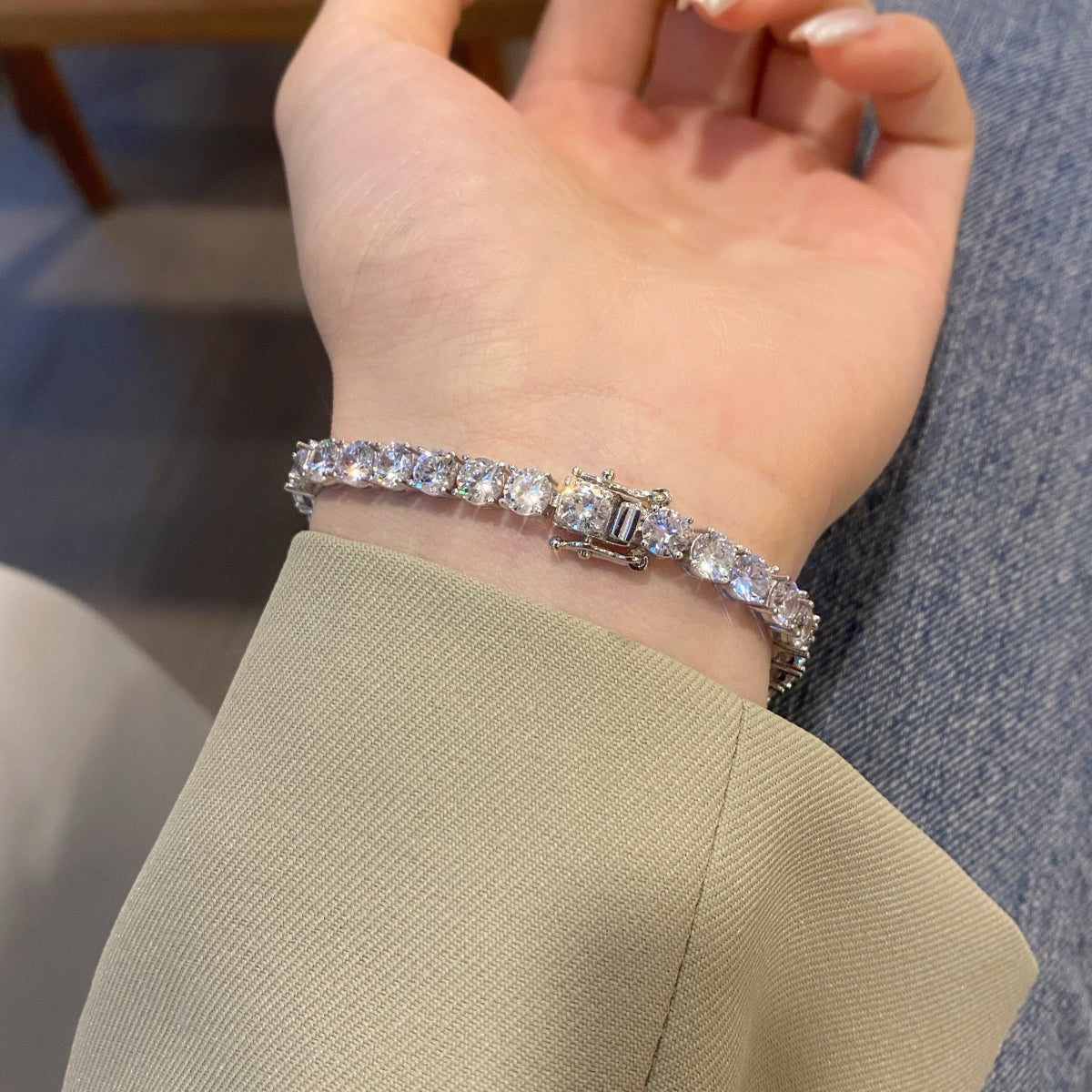 [Everoly JW]Ornate Sparkling Round Cut Wedding Bracelet