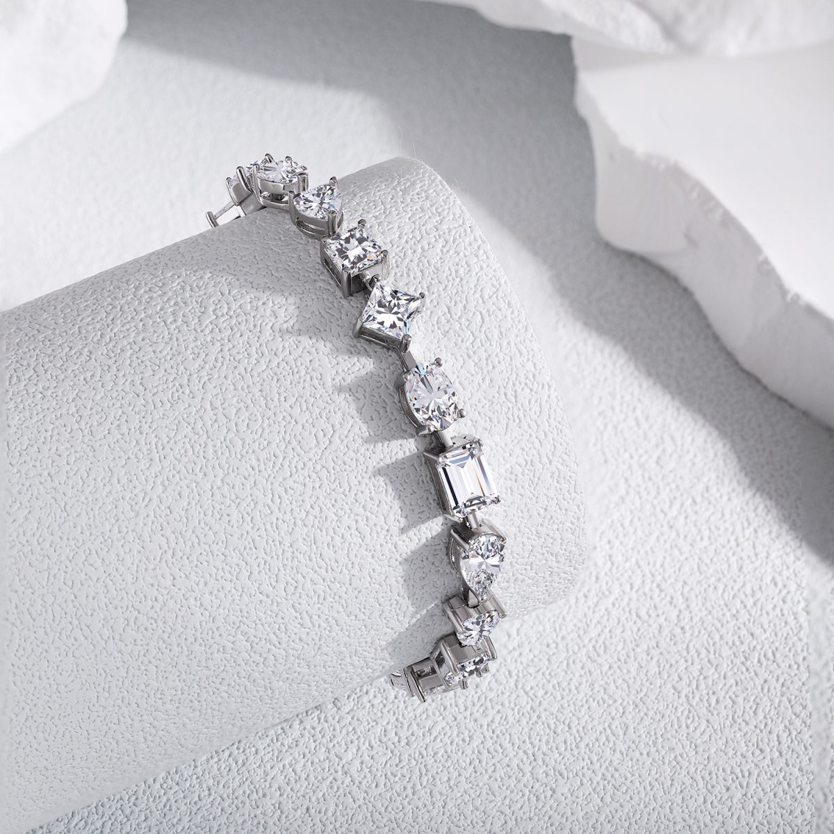[Everoly JW]Unique Exquisite Multi Cut Daily Bracelet