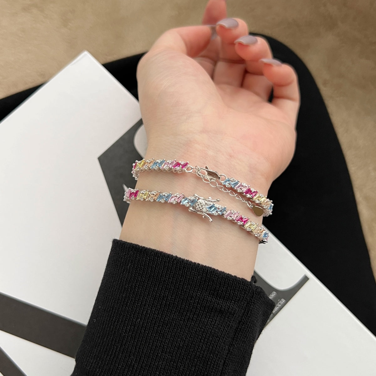 [Everoly JW]Ornate Sparkling Multi Cut Party Bracelet