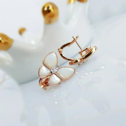 [Everoly JW]BUTTERFLY MOP DIAMOND EARRINGS