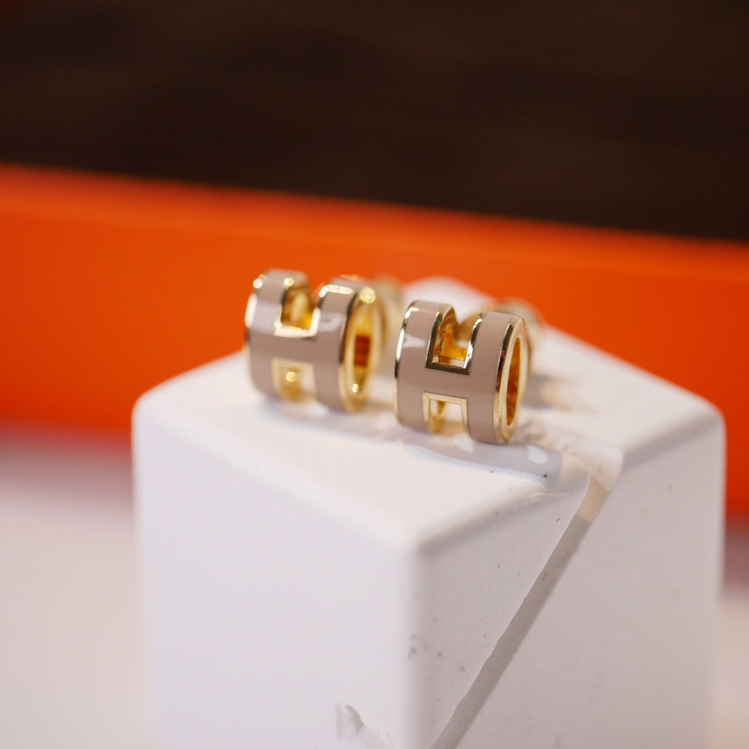 [Everoly JW]MINI POP H GOLD EARRINGS GREY