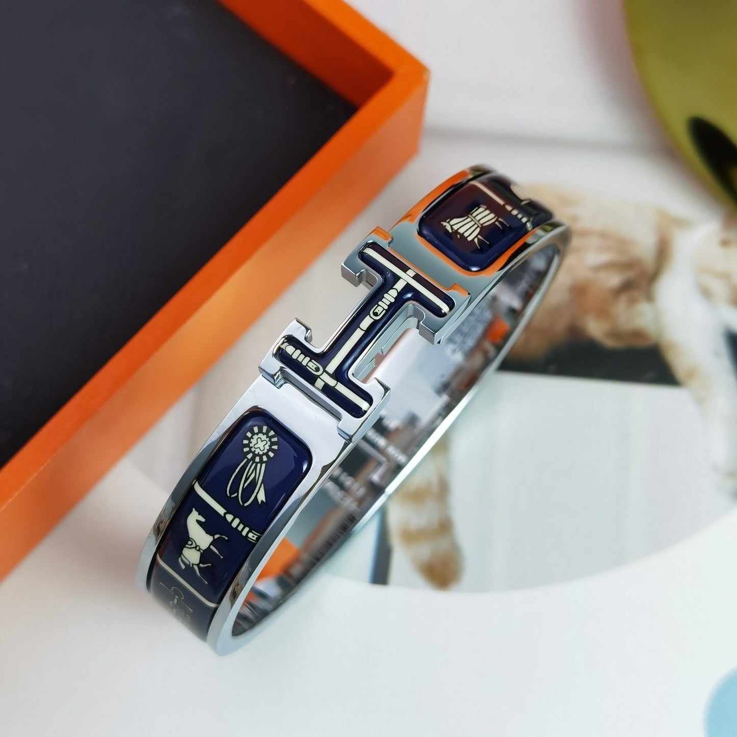 [Everoly JW]H COUVERTURES DUNKELBLAUES ARMBAND