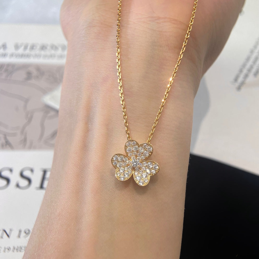 [Everoly JW]BLUMEN-DIAMANT-HALSKETTE