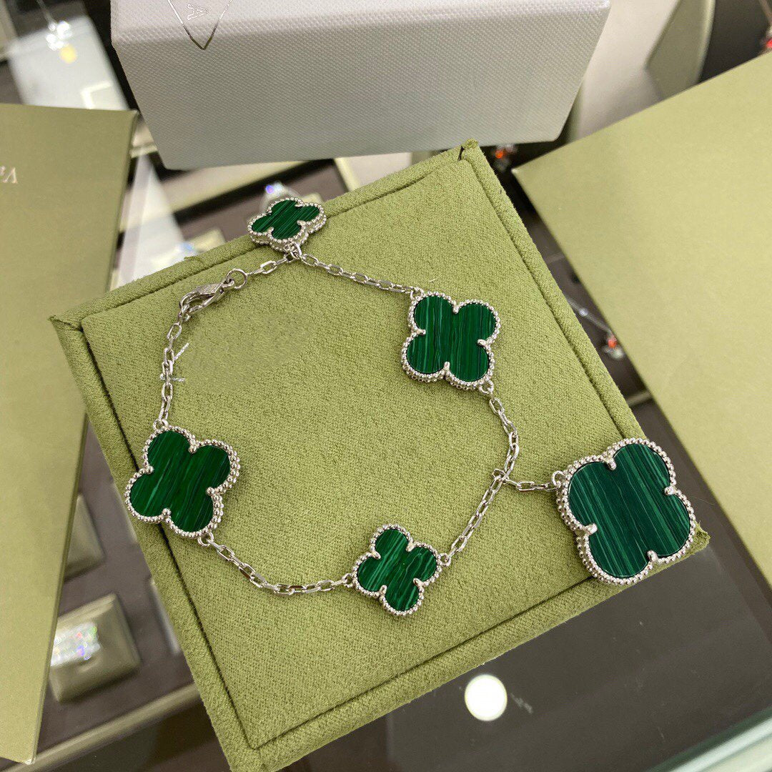 [Everoly JW]CLOVER 5 MOTIVE SIVLER MALACHIT ARMBAND