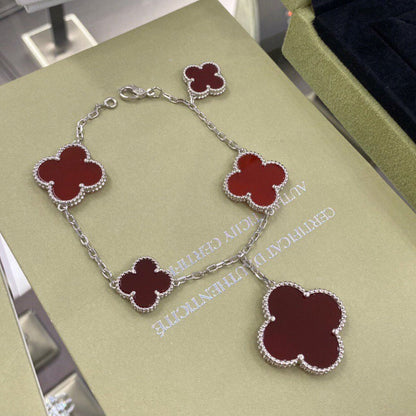[Everoly JW]CLOVER 5 MOTIFS SIVLER CARNELIAN BRACELET