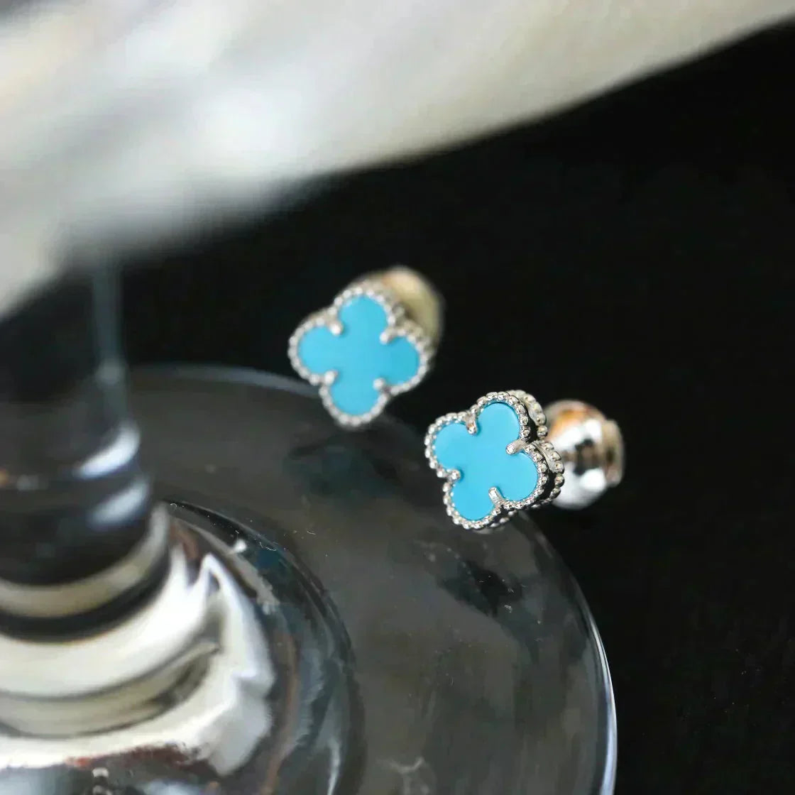 [Everoly JW]CLOVER MINI 9.5MM ONYX STUD EARRINGS SILVER
