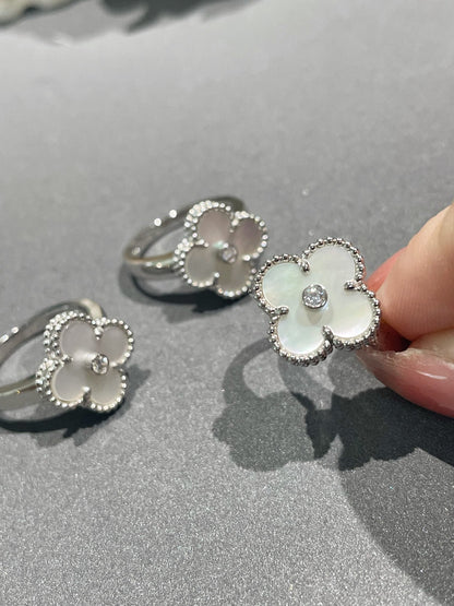 [Everoly JW]CLOVER SILVER MOP DIAMOND RING