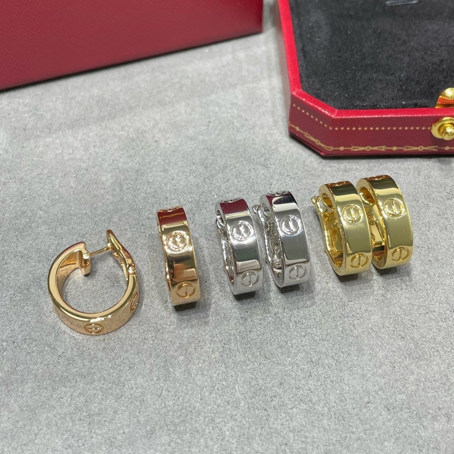 [Everoly JW]LOVE 5.5MM EARRINGS