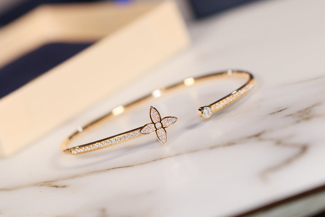 [Everoly JW]IDYLLE GOLD OFFENES ARMBAND MIT DIAMANTEN