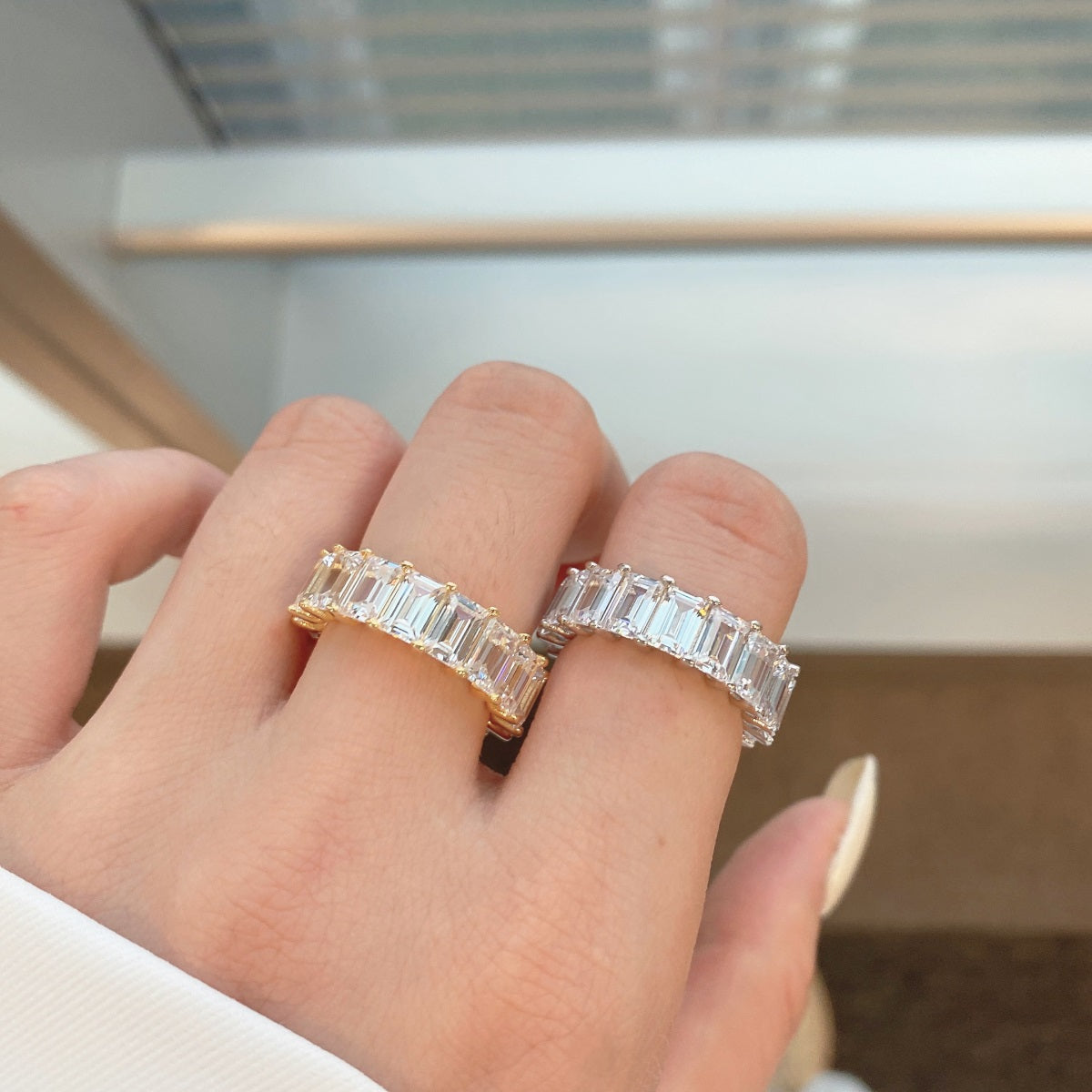[Everoly JW]0.75 Carat Elegant Emerald Cut Tennis Ring