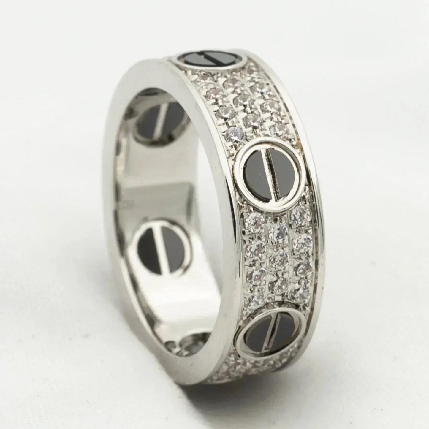 [Everoly JW]LOVE RING 5.5MM DIAMONDS PAVED CERAMIC