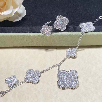 [Everoly JW]CLOVER 6 MOTIVE SILBER DIAMANT ARMBAND