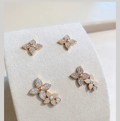 [Everoly JW] STAR BLOSSOM OHRSTECKER ROTGOLD DIAMANTEN