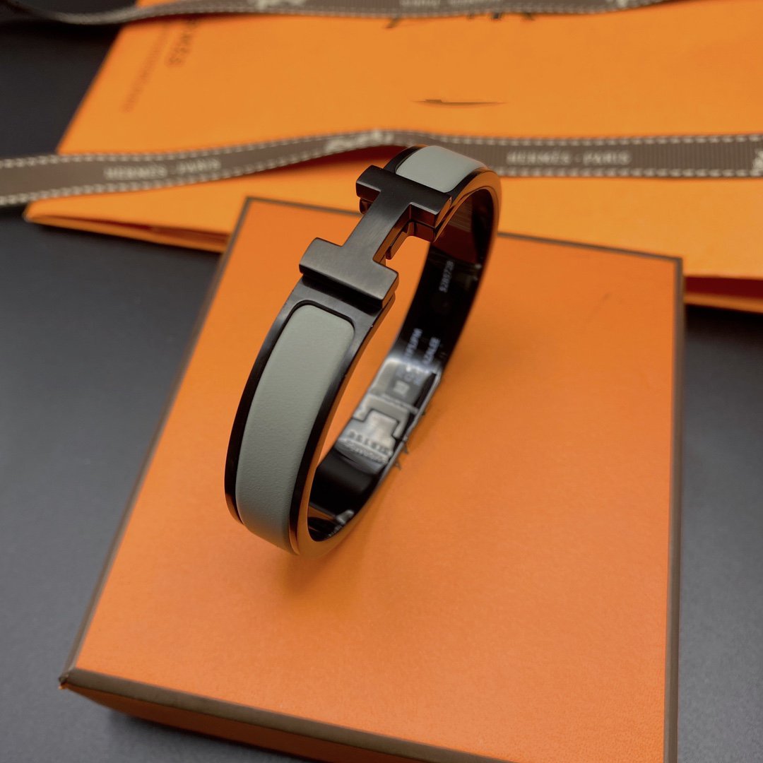 [Everoly JW]CLIC HM SO BLACK GREY BRACELET