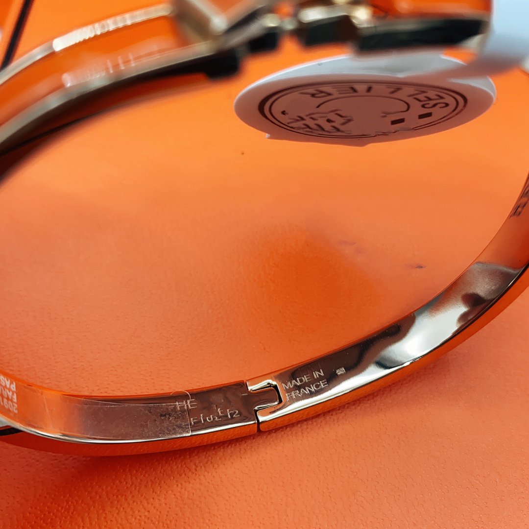 [Everoly JW]クラシック HM クリック レッド 8mm エナメルブレスレット