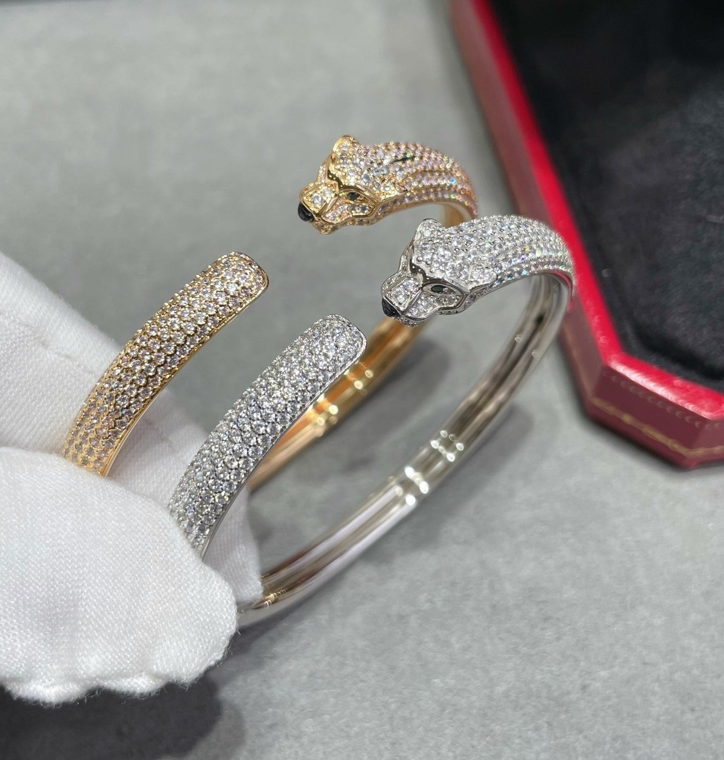 [Everoly JW]PANTHERE FULL DIAMOND OPEN BRACELET